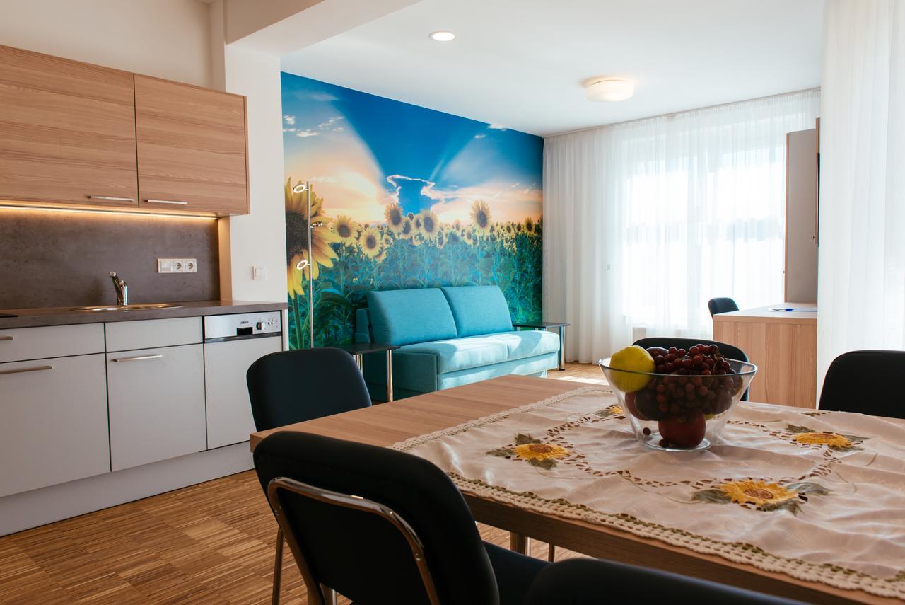 Aparthotel Heuberger Rudersdorf Экстерьер фото